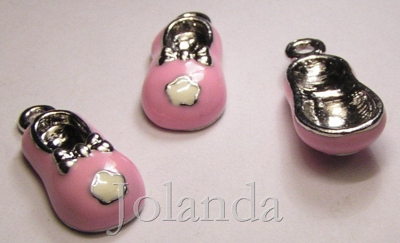 0852 Roze Metalen Geboorte Schoen Bedels, Overige merken, Overige materialen, Nieuw, Ophalen of Verzenden