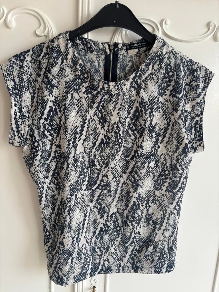 Nieuw blouse top Mango maat XS, Kleding | Dames, Tops, Overige kleuren, Nieuw, Ophalen of Verzenden, Zonder mouw