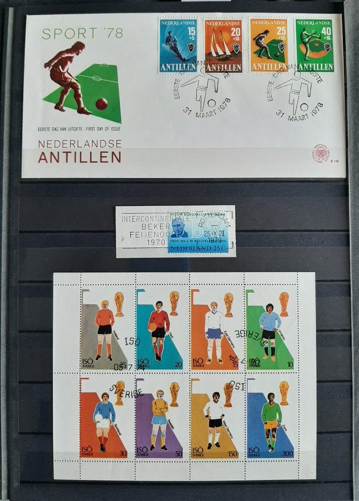 3 Kaarten Mooiste Postzegels Voetbal en FDC's No. 4 Gest, Postzegels en Munten, Ophalen, Gestempeld, Sport