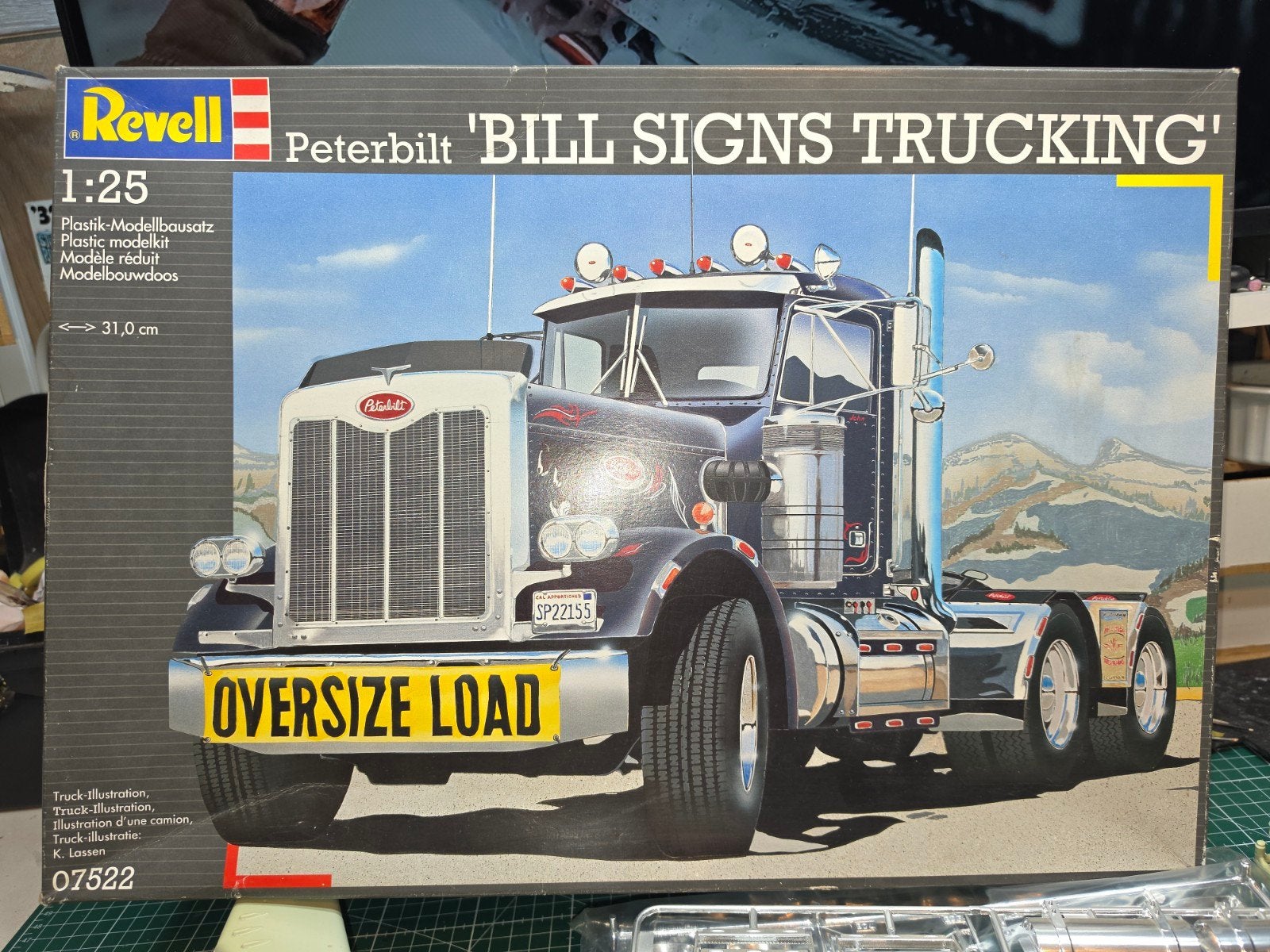 Revell 07522 Peterbilt Bill Signs Trucking. GOED LEZEN., Ophalen of Verzenden, Groter dan 1:32, Truck, Revell