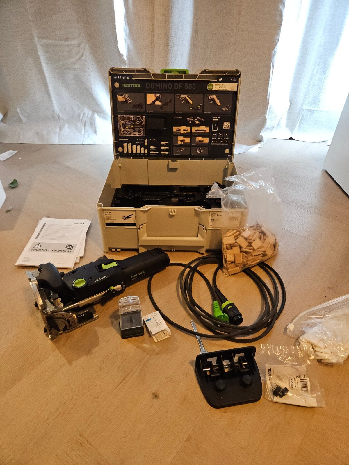 Festool Domino DF 500 Q in nieuwstaat, Ophalen, Lamellenfrees, Zo goed als nieuw, Festool