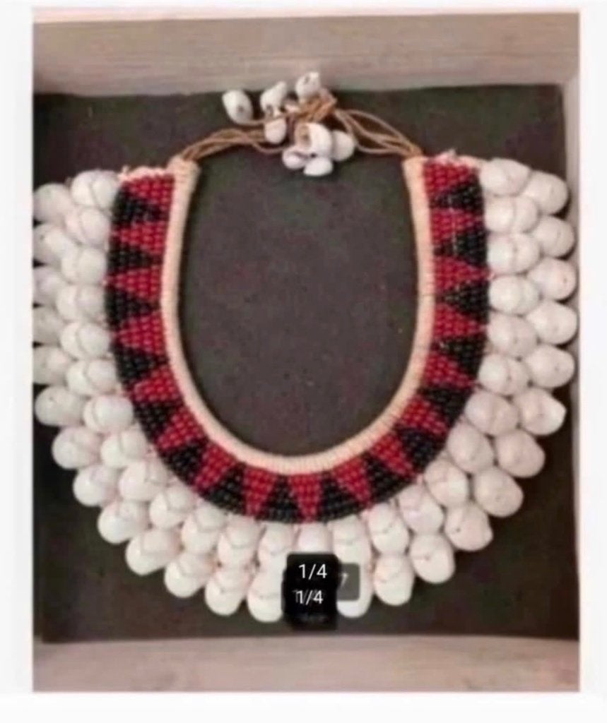 Mooie Papoea schelpenketting, wanddeco/ dragend, Ophalen of Verzenden