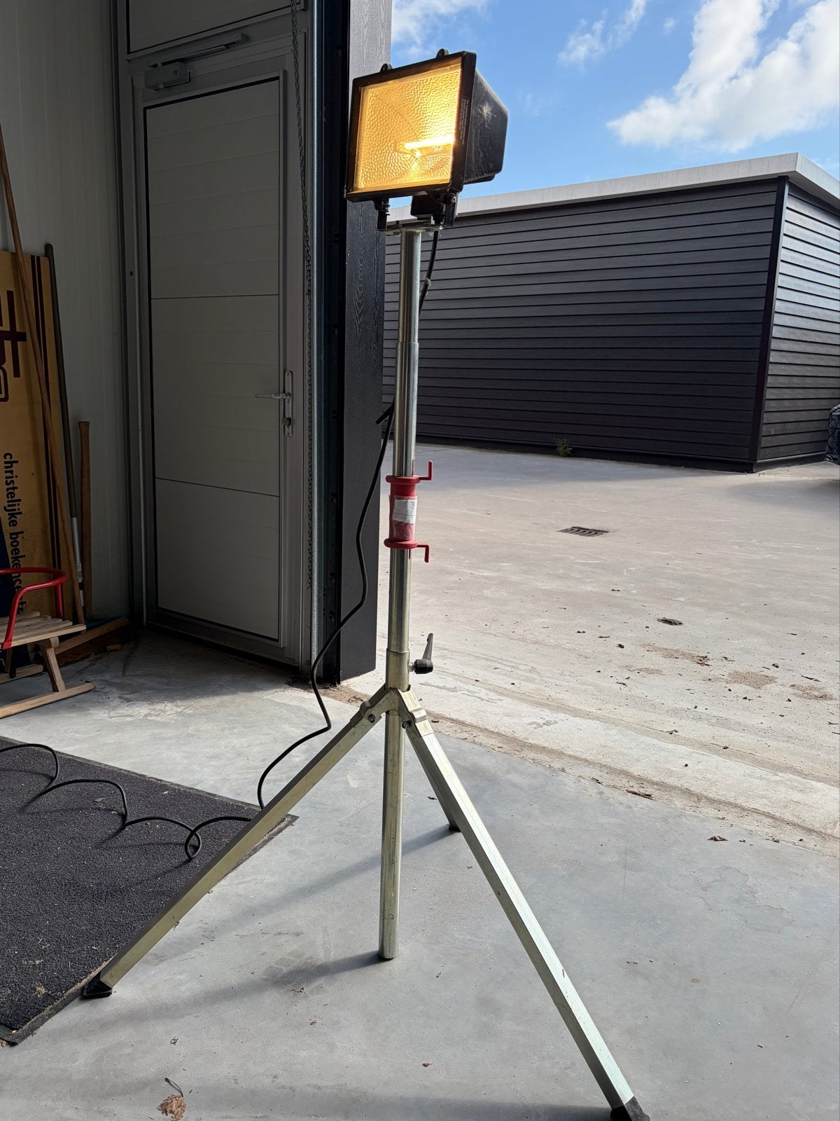 Bouwlamp op statief - 1000W Halogeen - Zo goed als nieuw, Doe-het-zelf en Verbouw, Ophalen, Met statief, Zo goed als nieuw, Lamp met armatuur