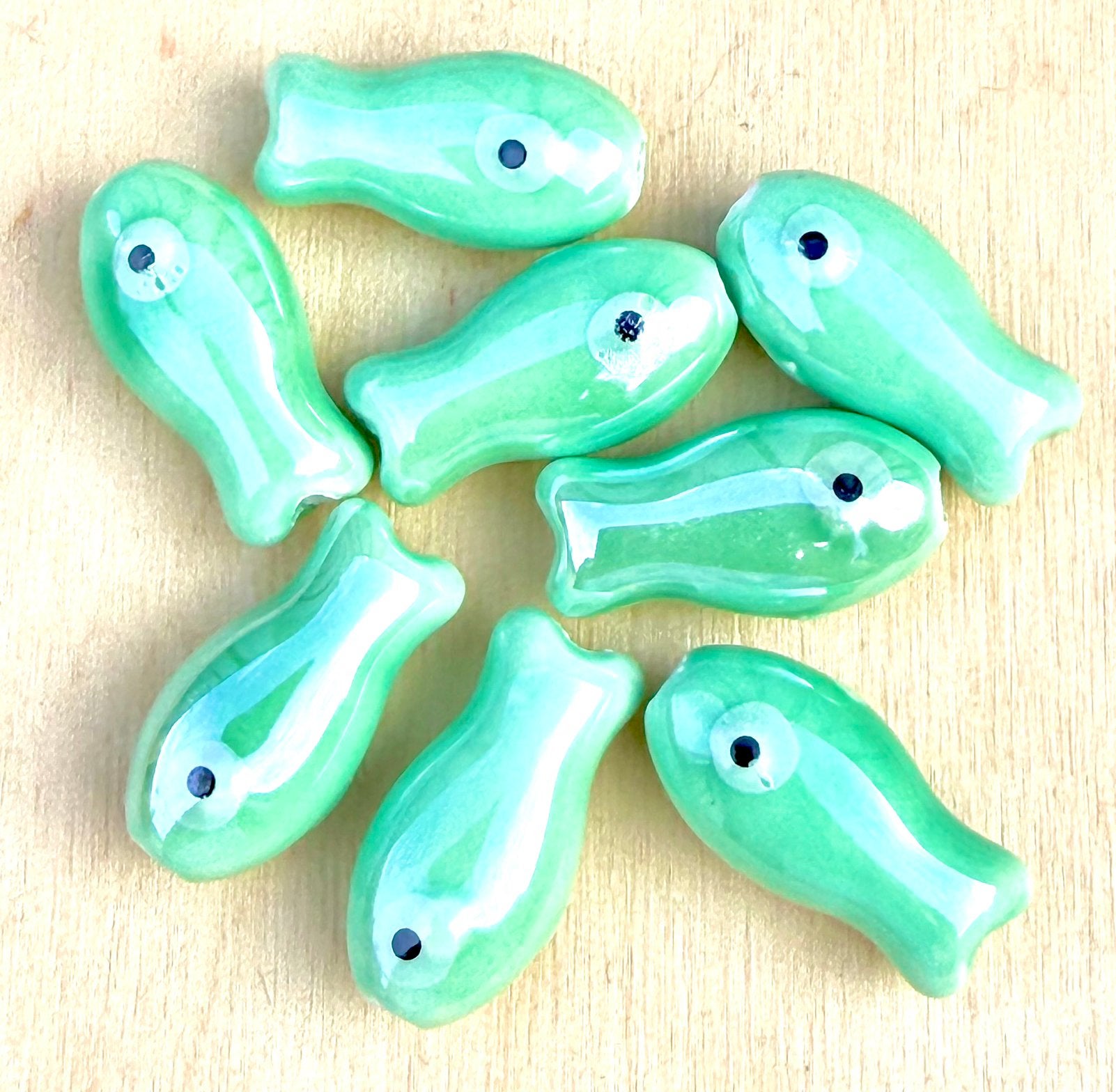 8 keramische vis kralen kleur pastel groen -112, Ophalen of Verzenden, Nieuw, Kraal