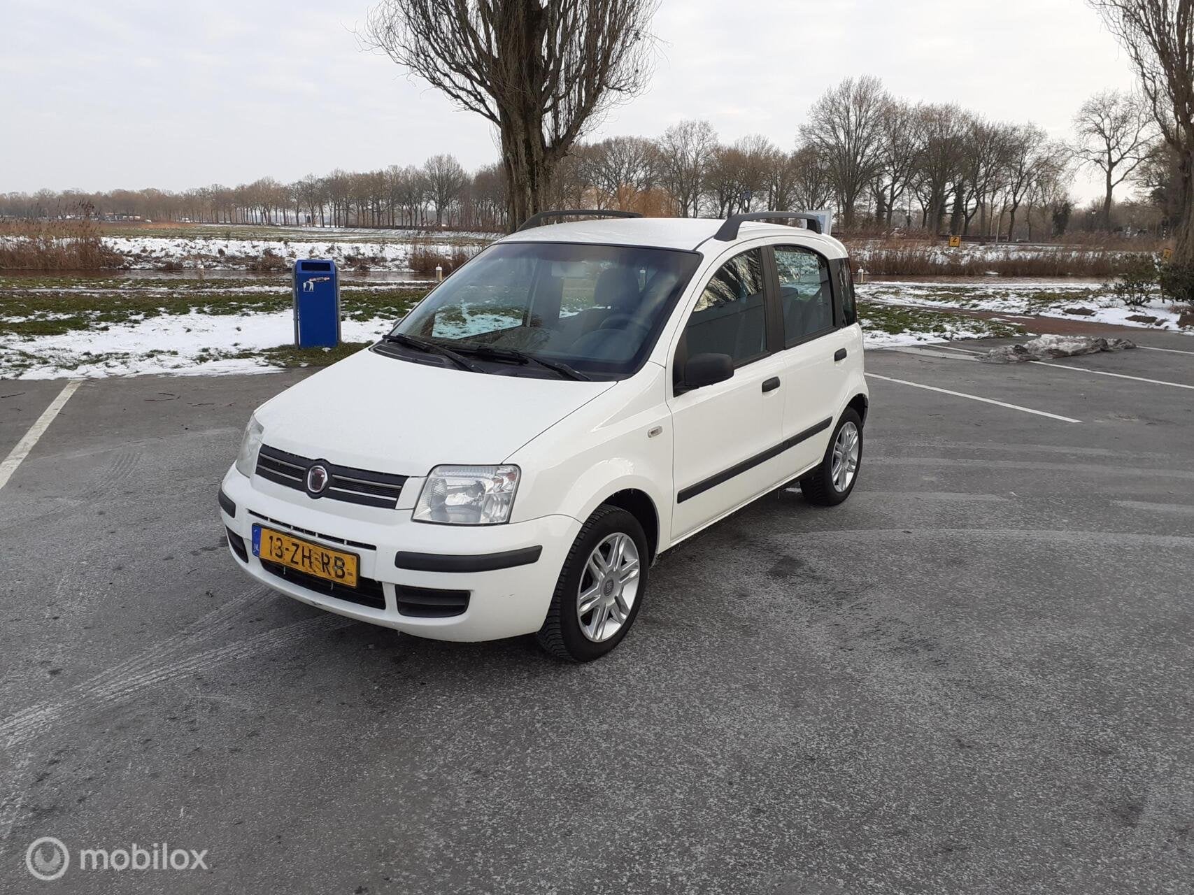 ! Fiat Panda 1.2 Dynamic airco cv 5 drs NWE APK !, Voorwielaandrijving, Wit, Origineel Nederlands, Bedrijf