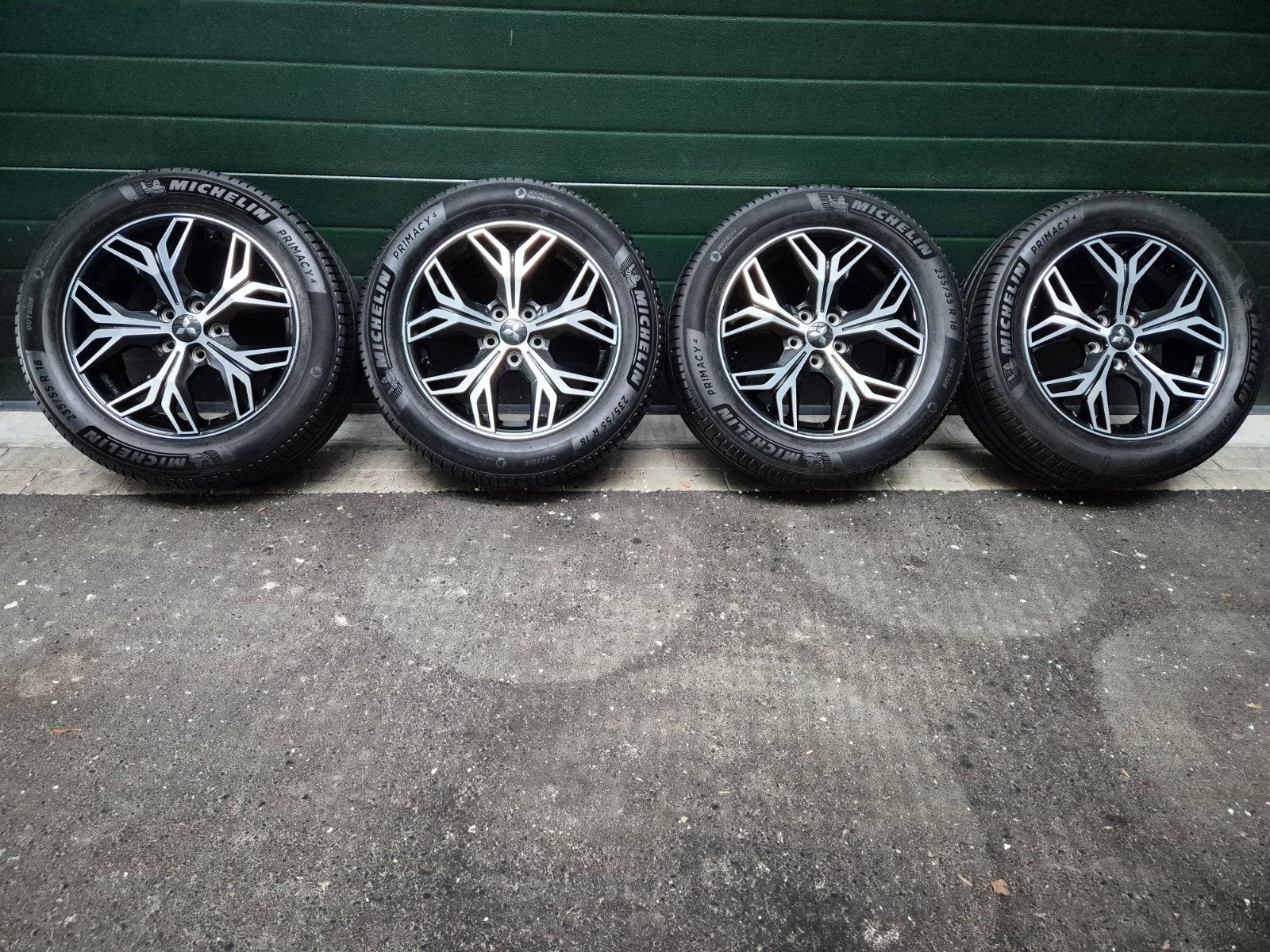 5x114 / 18inch Orgineel Mitsubishi Outlander Zomerset  TPMS, Ophalen, 18 inch, Banden en Velgen, 235 mm