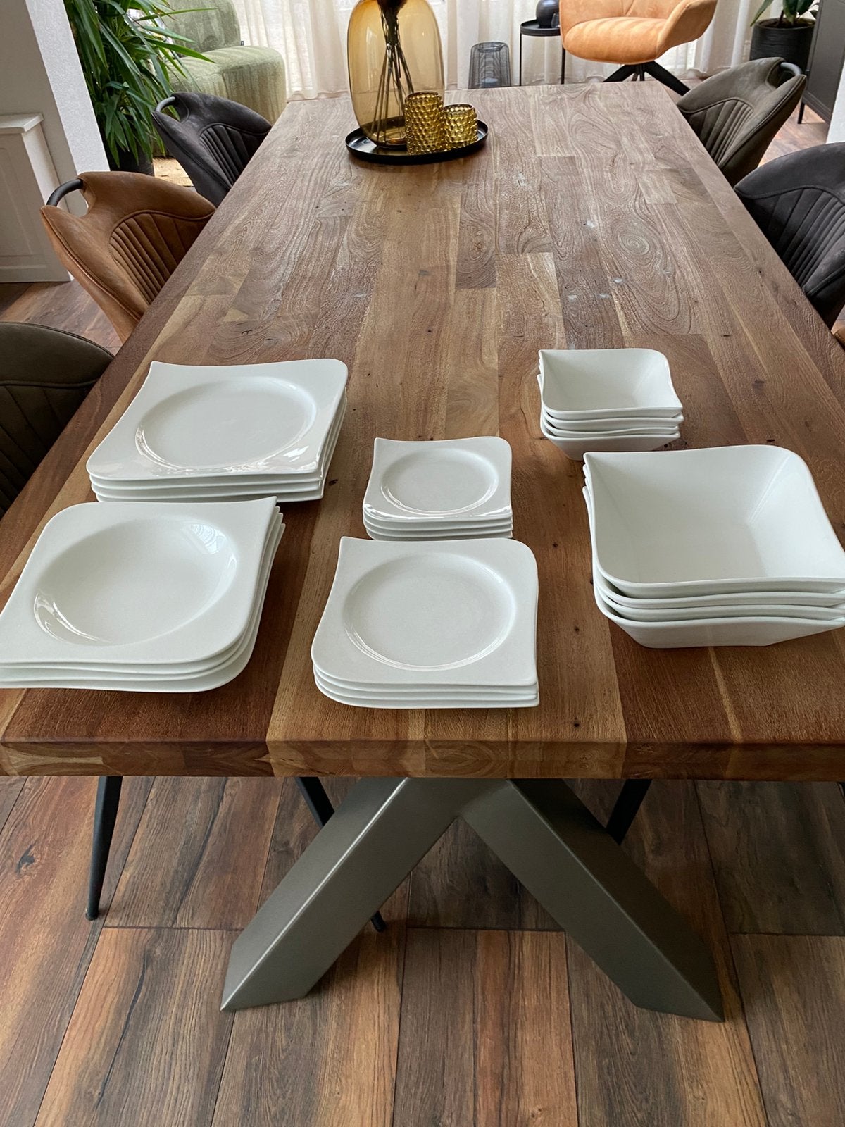 Modern wit servies - 24-delig, Ophalen, Zo goed als nieuw, Modern, Porselein