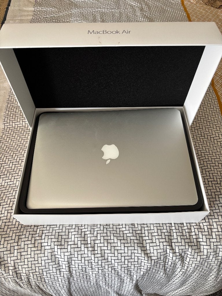 Apple MacBook Air 13-inch A1466– Intel Core i5 – nette staat, Computers en Software, Apple Macbooks, Gebruikt, Qwerty, 13 inch