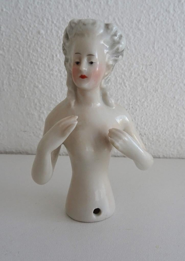 Porceile halfdoll style Marie Antoinette, Antiek en Kunst, Ophalen of Verzenden