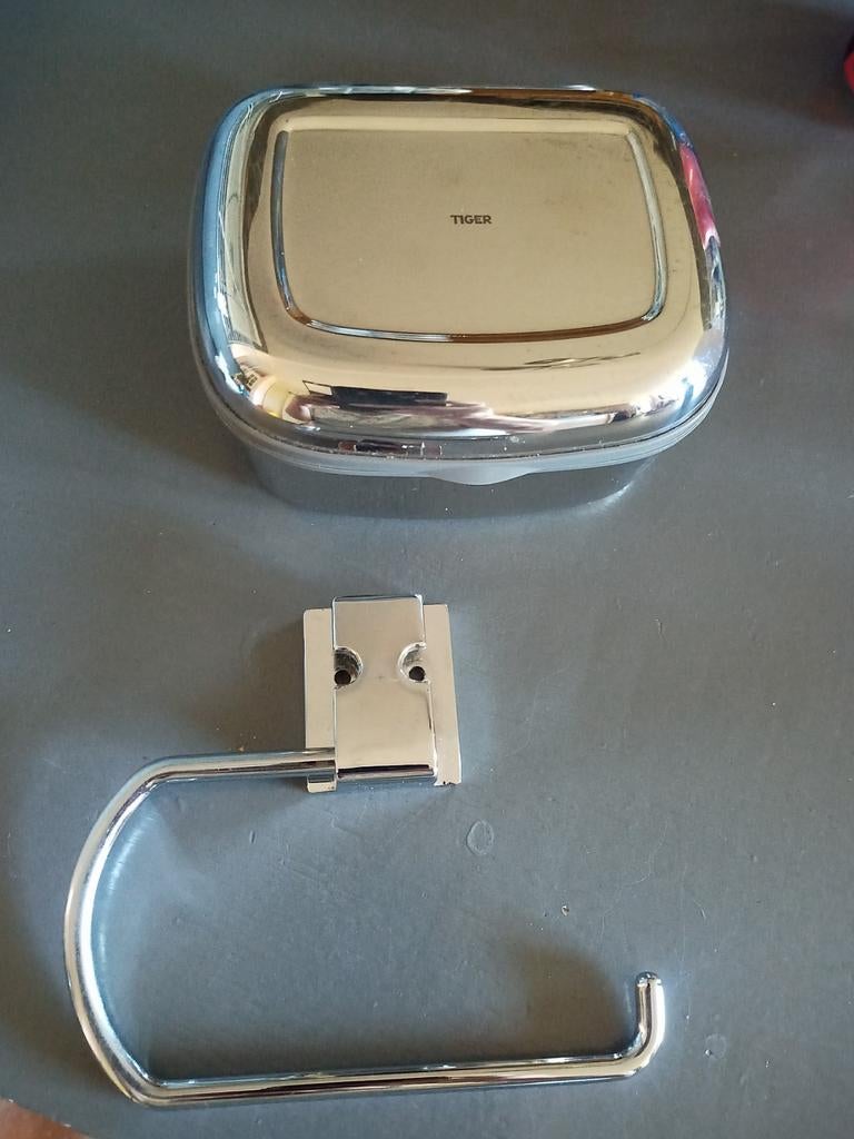 WC rolhouder van Tiger zgan, Ophalen of Verzenden