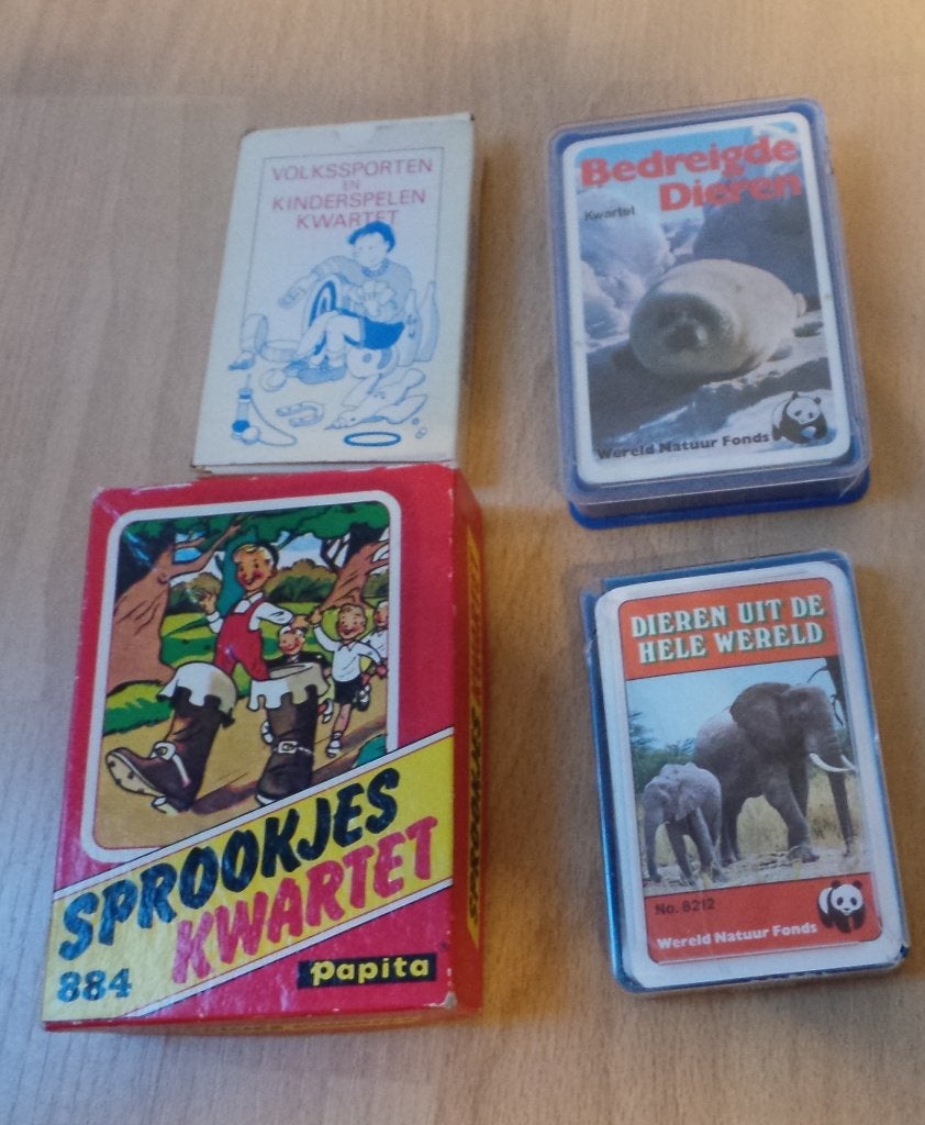 Sint: kwartetten sprookjes dieren volkssporten, kinderspelen, Ophalen, Zo goed als nieuw, Kwartet(ten)