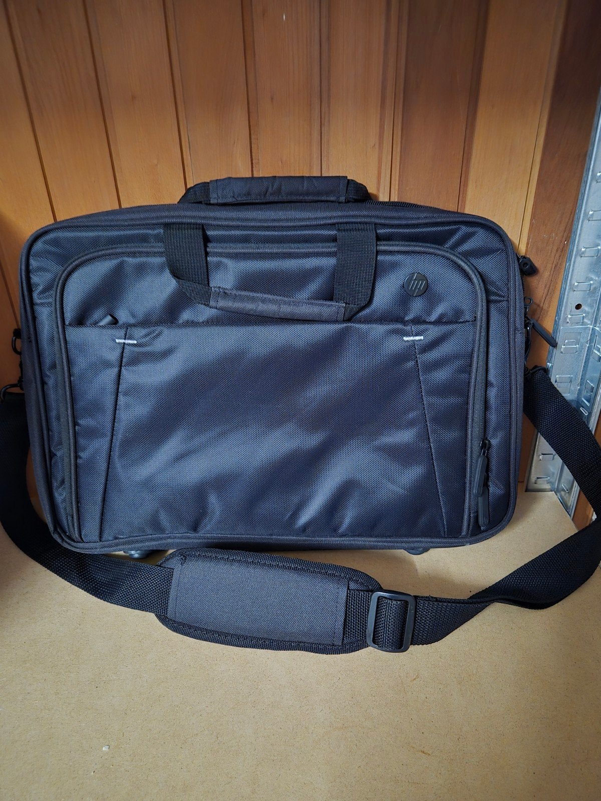 HP Professional 15.6-inch Laptoptas - Zwart en meer adverten, Ophalen, 15 inch, HP, Aktetas