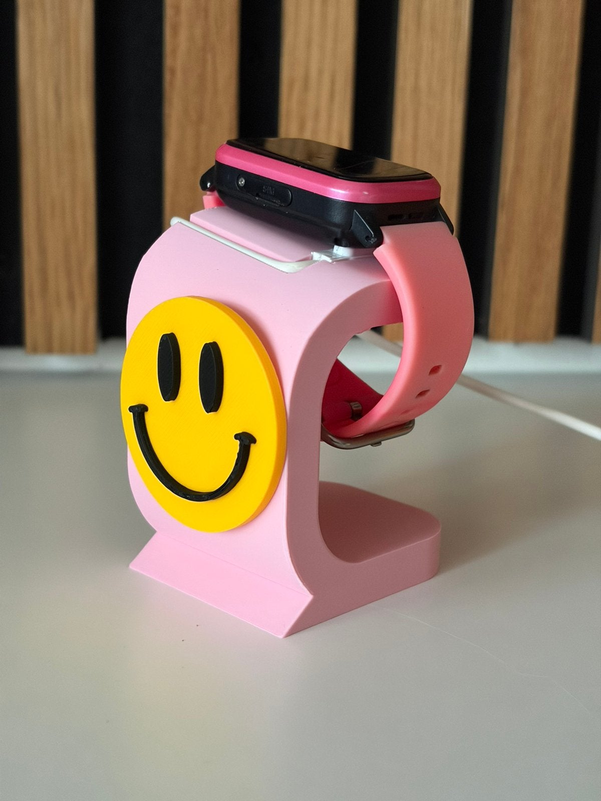 One2Track oplaadstation | kinderhorloge | 3D print | smiley, Ophalen of Verzenden, Nieuw, Roze, Jongen of Meisje