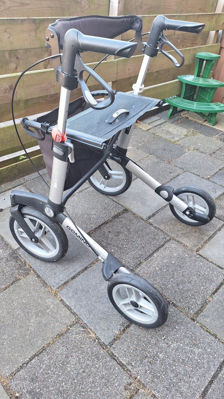 Rollator merk Gemino 60, Ophalen, Opvouwbaar, Gebruikt