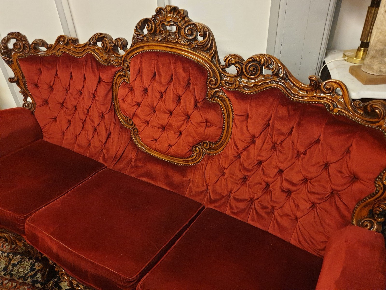 Barokke 3-zitsbank en fauteuil set in rood fluweel, Ophalen of Verzenden