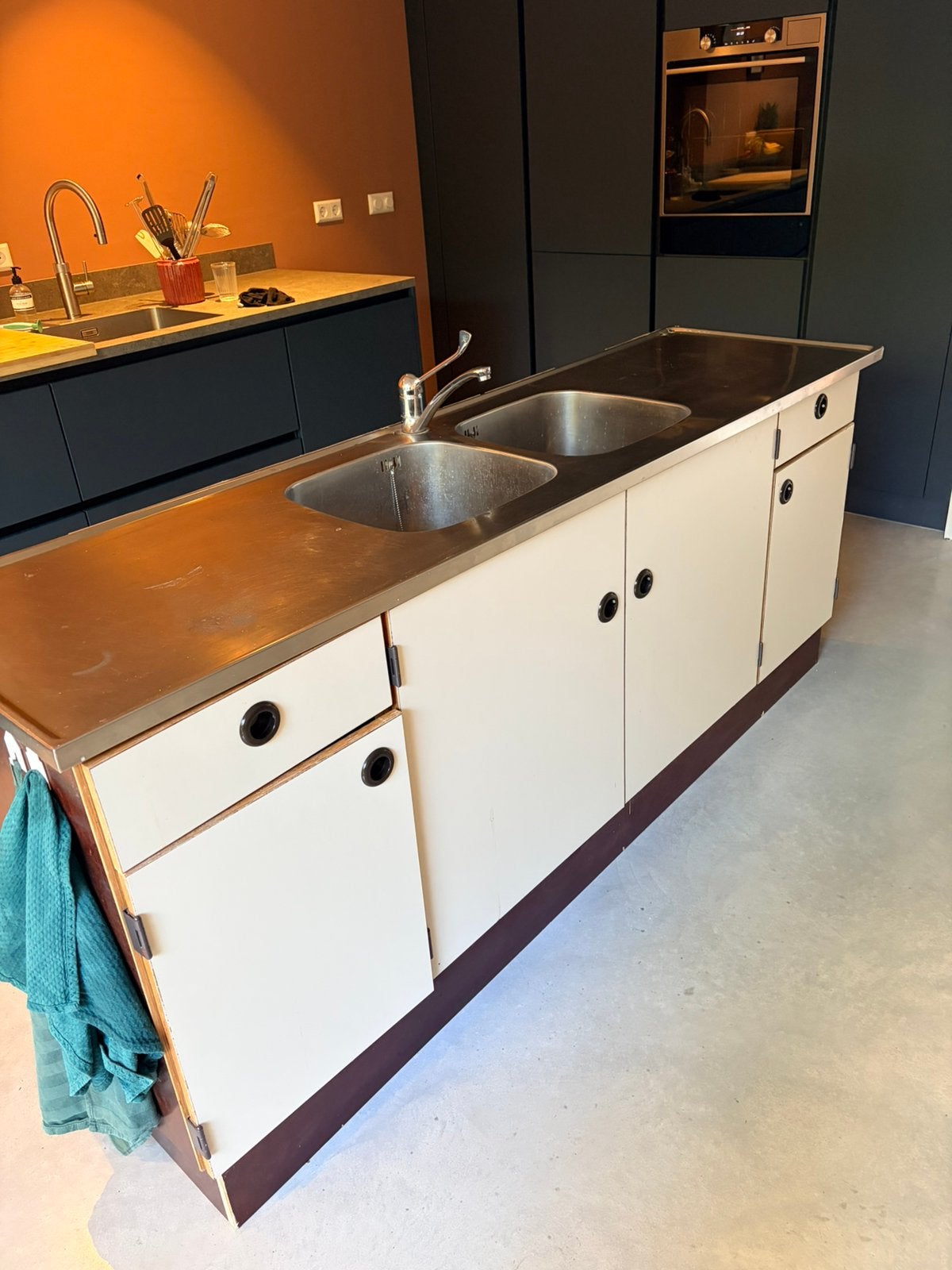 GRATIS Vintage Keuken blok / noodkeuken / keukeneiland, Ophalen, Zo goed als nieuw, Enkelwandige keuken
