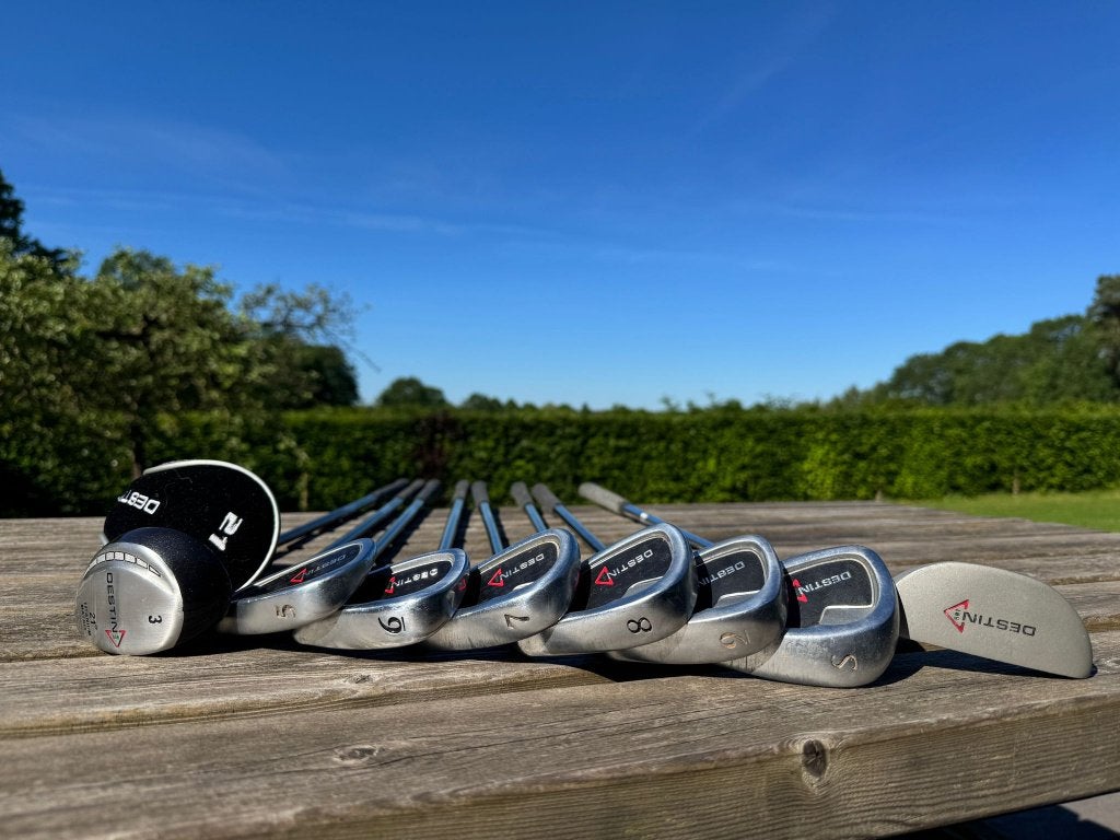 DAMES set golfclub / golfclubs - golfset - graphite shafts, Sport en Fitness, Golf, Ophalen, Zo goed als nieuw, Set