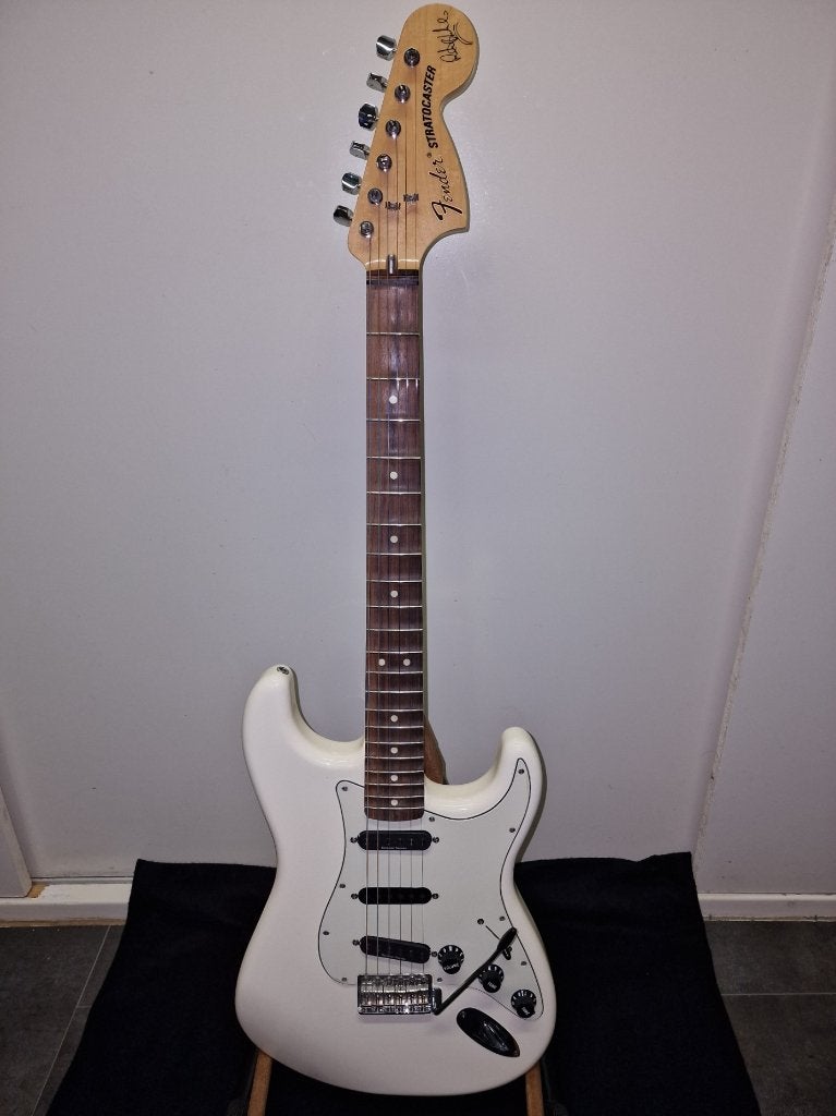 Fender Artist Ritchie Blackmore Stratocaster Olympic White, Ophalen of Verzenden, Zo goed als nieuw, Solid body, Fender