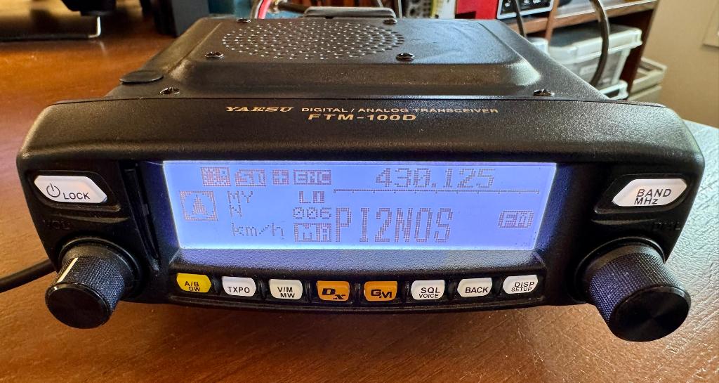 Yaesu FTM-100D, Telecommunicatie, Ophalen of Verzenden, Zo goed als nieuw, Zender en Ontvanger