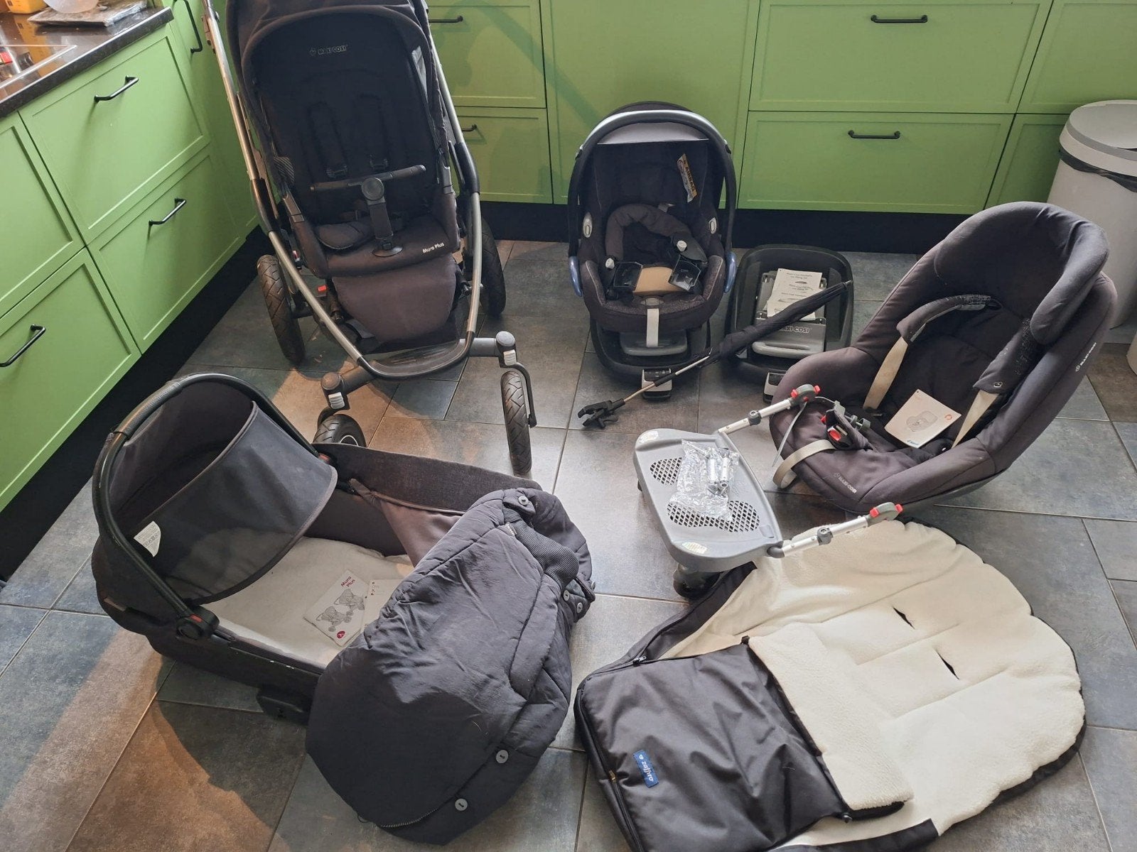 Maxi-Cosi Overcomplete Set: Wandelwagen, Autostoel & Meer, Ophalen, Autogordel of Isofix, Gebruikt, Verstelbare rugleuning