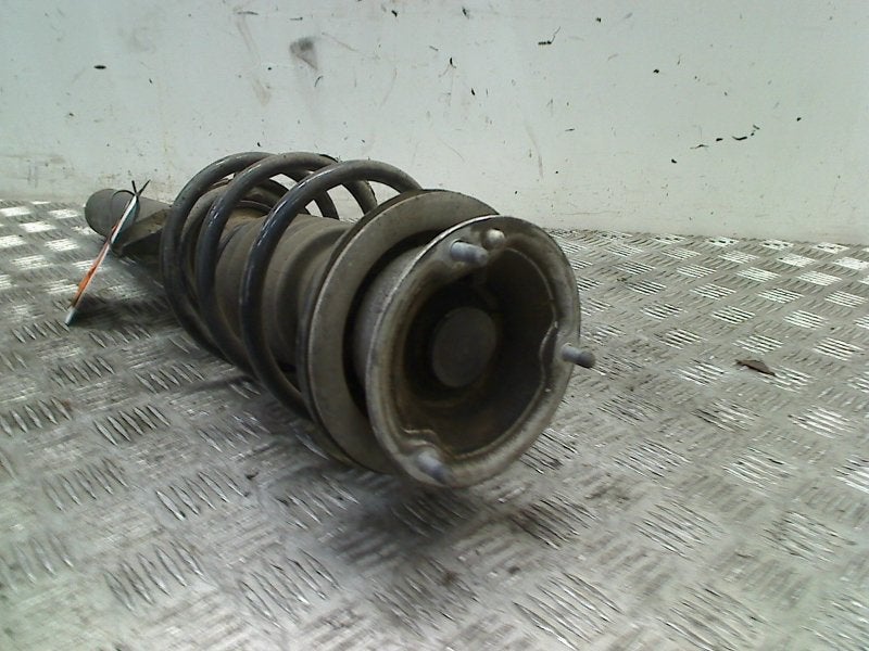 Veerpoot Links Achter BMW 5 serie (E60) (2004-09/2009-12), Gebruikt, Petuelring 130, München 80809, , Duitsland, BMW, Bayerische Motoren Werke AG