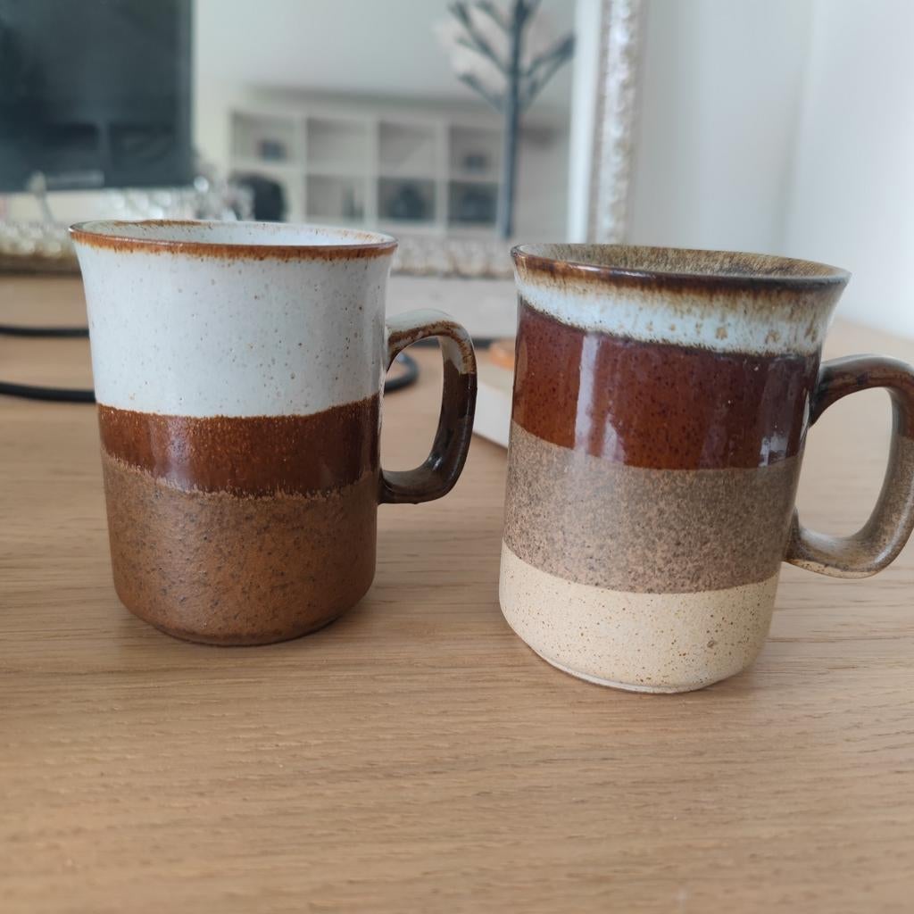 Vintage aardewerk mokken, ongebruikt Dunoon Ceramics, Ophalen of Verzenden, Zo goed als nieuw, Overige stijlen, Kop(pen) en/of Schotel(s)