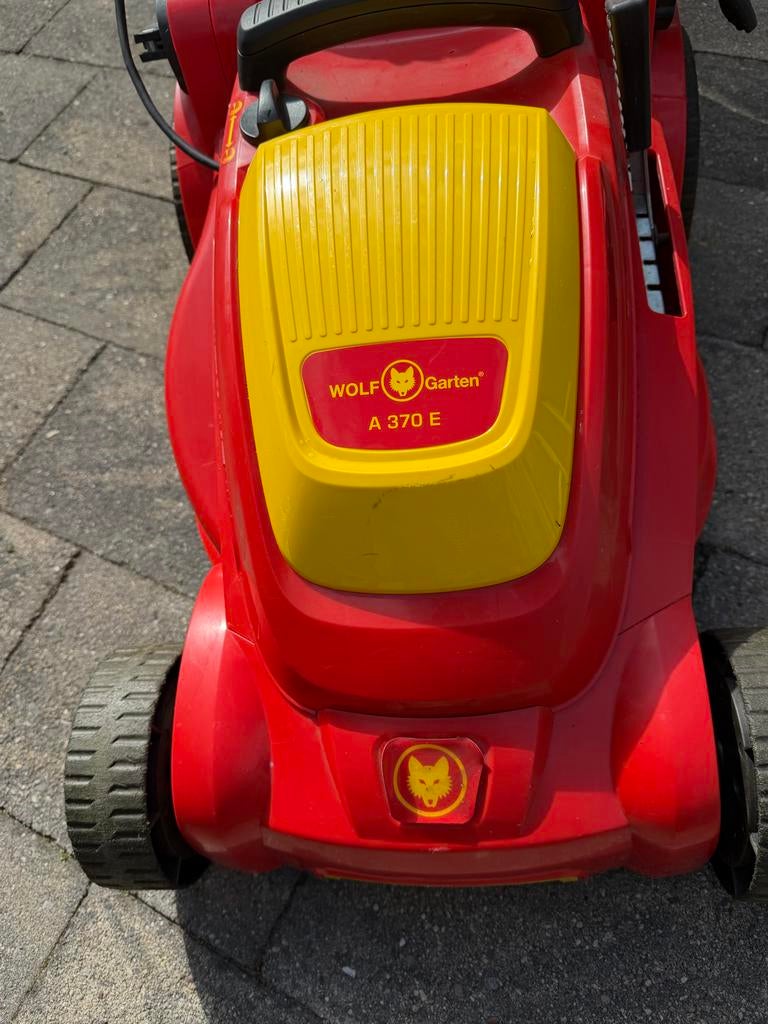 Te koop Wolf Garten A 370 E Elektrische Grasmaaier, Ophalen, Cirkelmaaier, Elektrische grasmaaier, Zo goed als nieuw