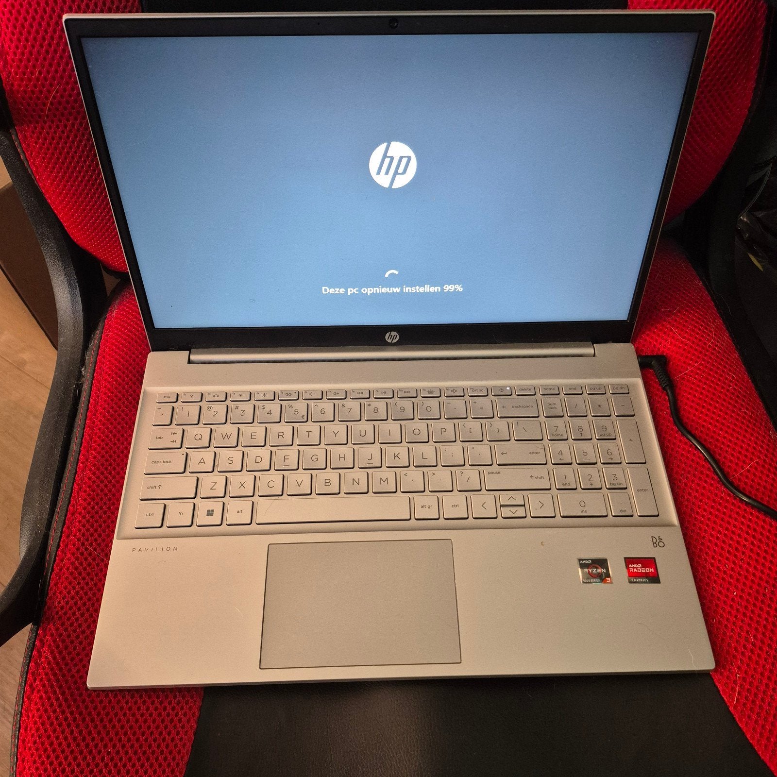 HP Pavilion Laptop 15-eh1805nd - AMD Ryzen 3 - 8GB RAM, Ophalen, Met videokaart, 8 GB, Zo goed als nieuw