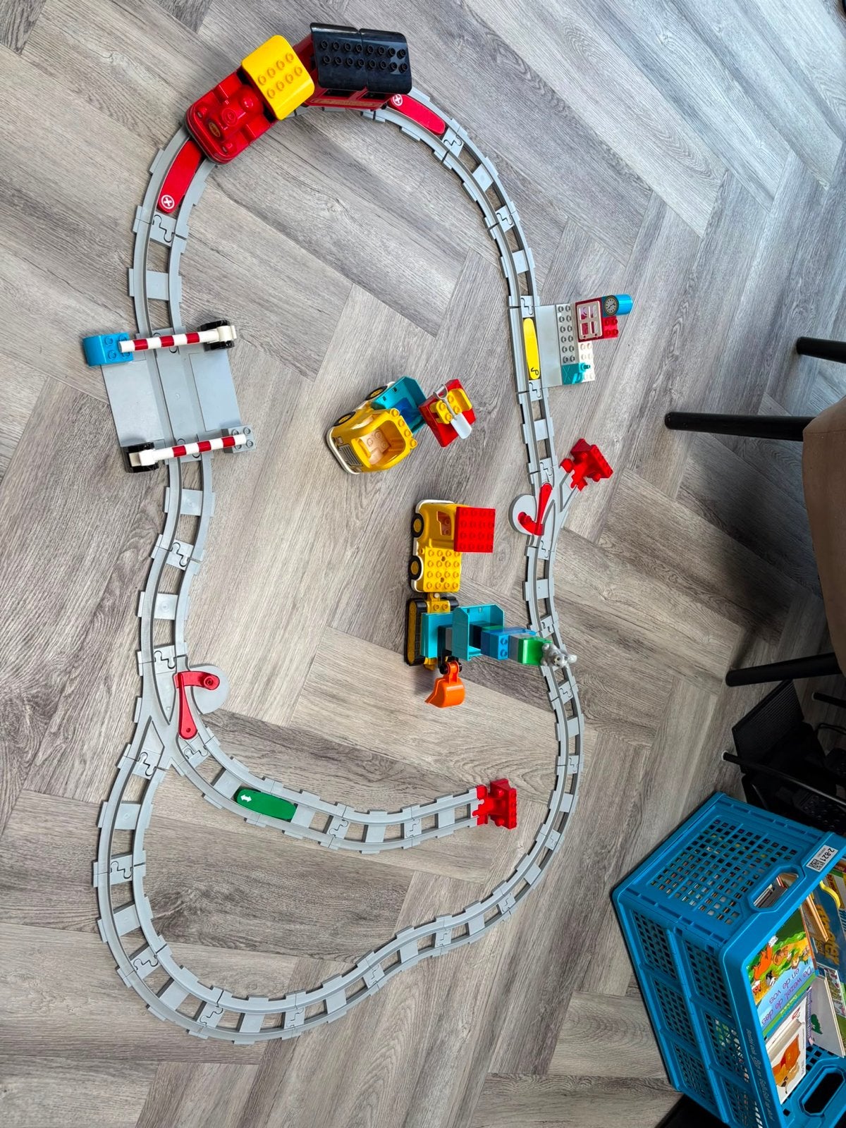 LEGO DUPLO Treinset met spoorwegovergang en voertuigen, Ophalen, Gebruikt, Overige merken