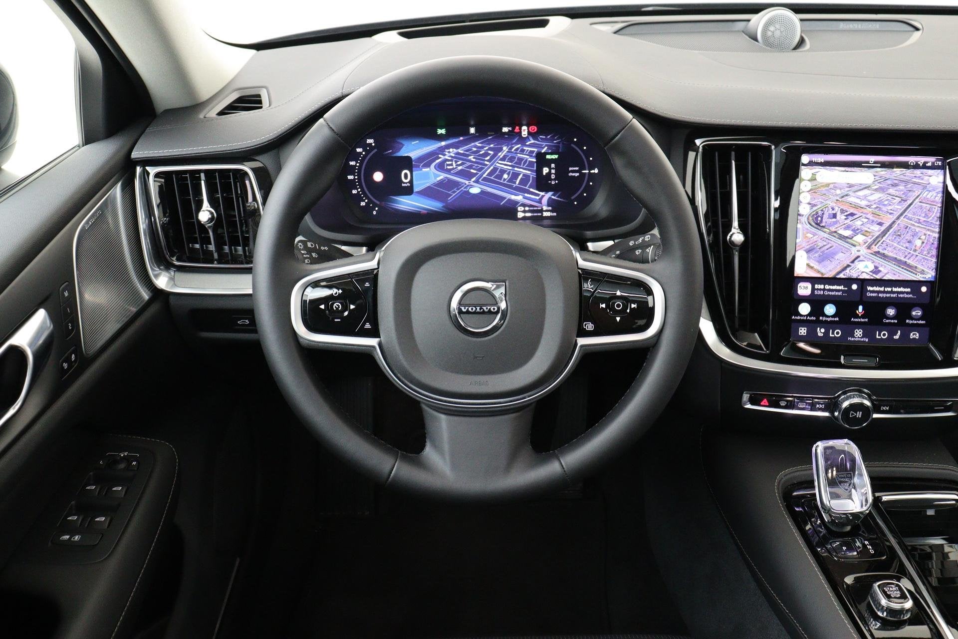 Volvo V60 T8 PLUG-IN HYBRID AWD ULTRA DARK *FULL OPTIONS!* -, Automaat, 12 maanden, Gebruikt, Euro 6