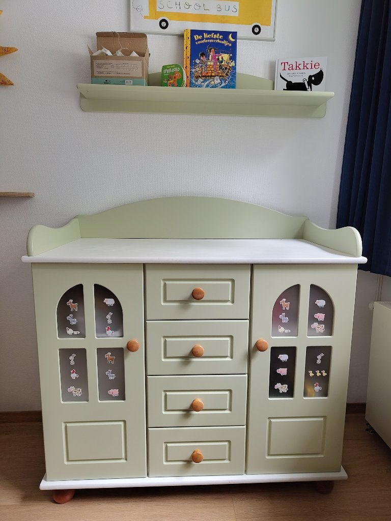 stevige groen wit gelakte commode, Ophalen, Gebruikt, 50 tot 70 cm, 100 cm of meer