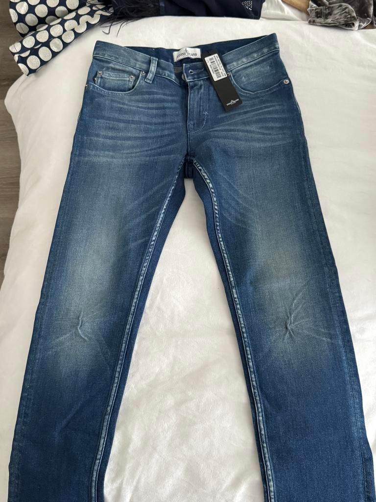 Nieuwe originele Stone Island spijkerbroek maat 10/140, Ophalen of Verzenden, Nieuw, Jongen, Broek
