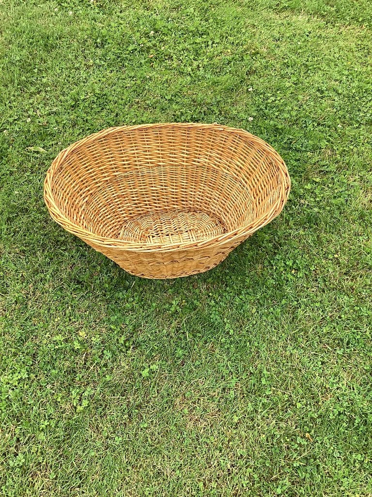 Rieten mand ovaal, Huis en Inrichting, Woonaccessoires | Schalen en Manden, Ophalen, Gebruikt, Mand, Riet
