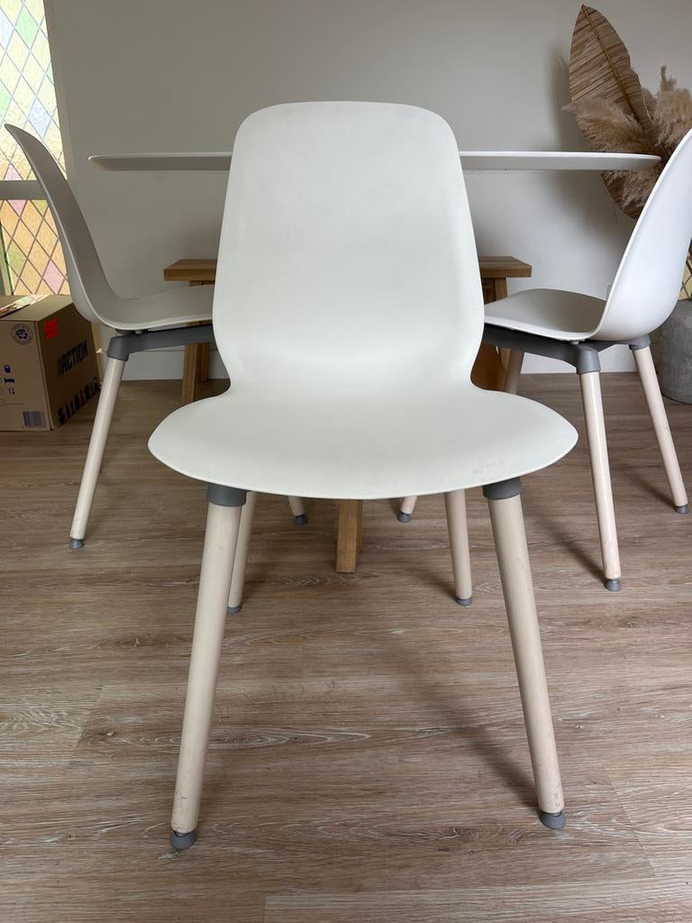 3x Witte IKEA kuipstoelen - Gebruikt, Ophalen, Kunststof, Gebruikt, Drie