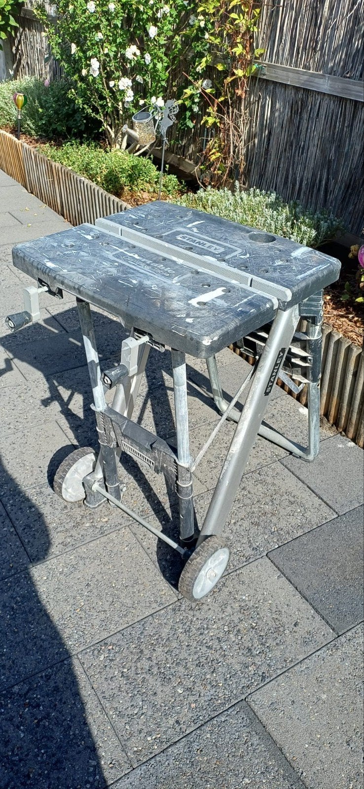 Stanley verrijdbare en inklapbare werkbank, werktafel., Doe-het-zelf en Verbouw, Werkbanken, Ophalen, Gebruikt, Inklapbaar