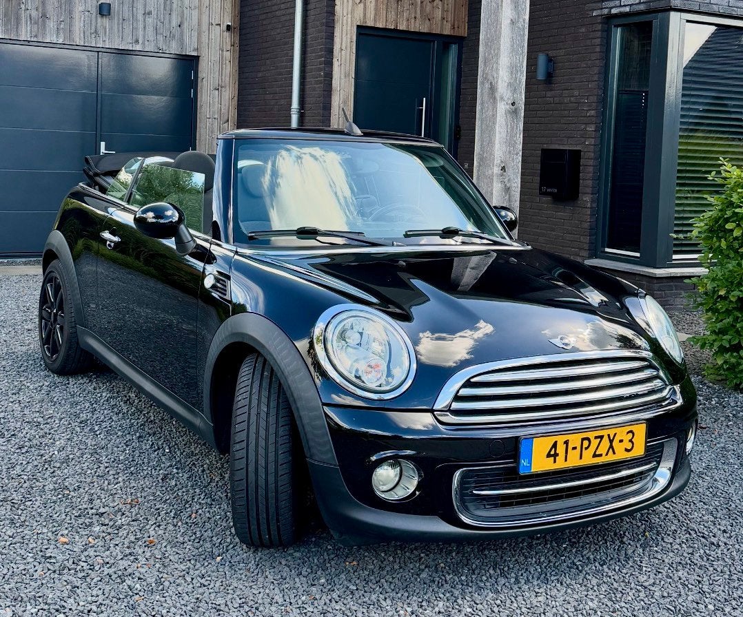 MINI Cooper Cabrio 1.6 | Zeer netjes | 123.935 km, Auto's, 4 cilinders, Cabriolet, 4 stoelen, Origineel Nederlands