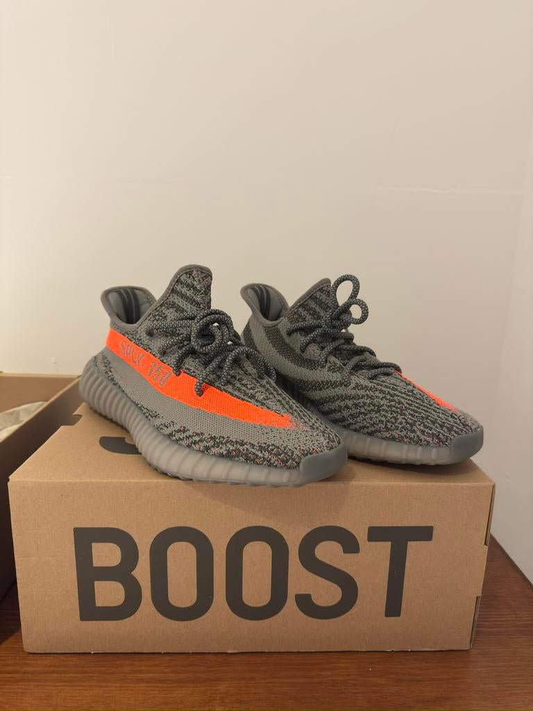 Yeezy Boost 350 V2, Ophalen, Overige kleuren, Nieuw, Sneakers of Gympen