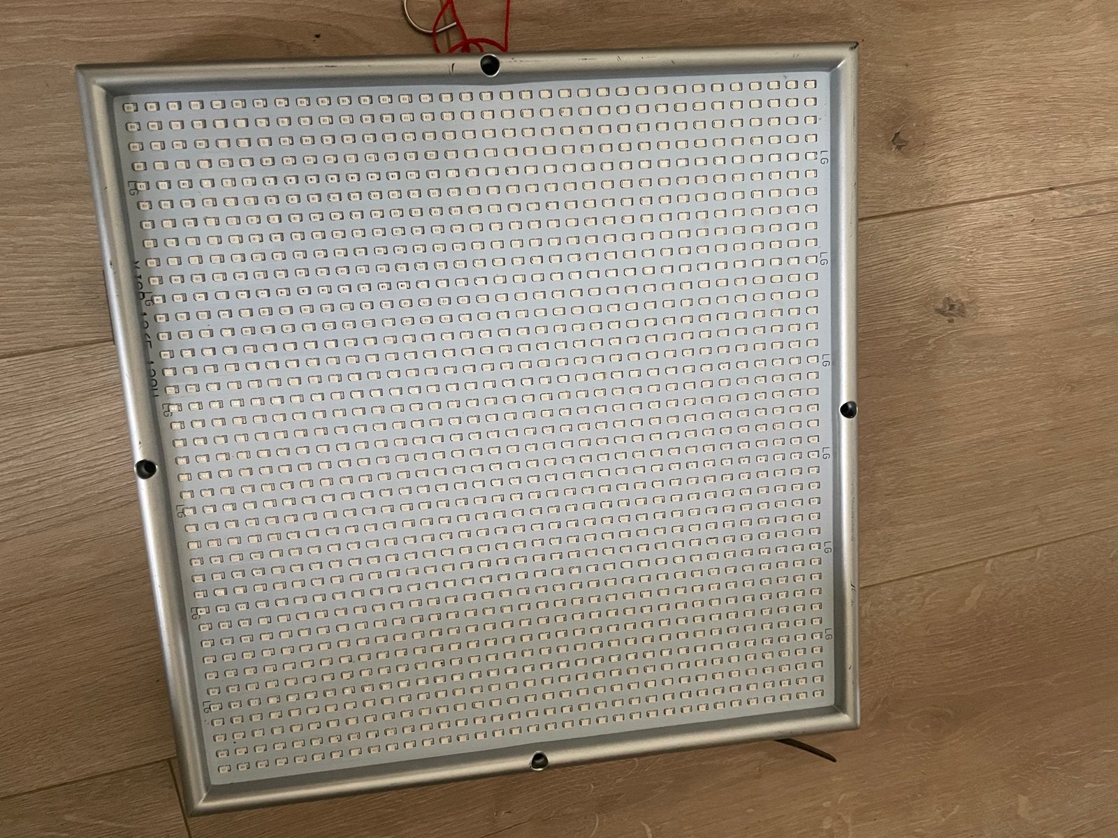 Beactiff LED Groeilamp - Ideaal voor Kweek, Tuin en Terras, Kweekspullen, Ophalen of Verzenden, Zo goed als nieuw, Kweeklamp