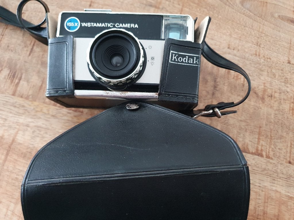 Kodak 155X Instamatic Camera met hoesje, Audio, Tv en Foto, Ophalen of Verzenden, Gebruikt, Compact, Kodak