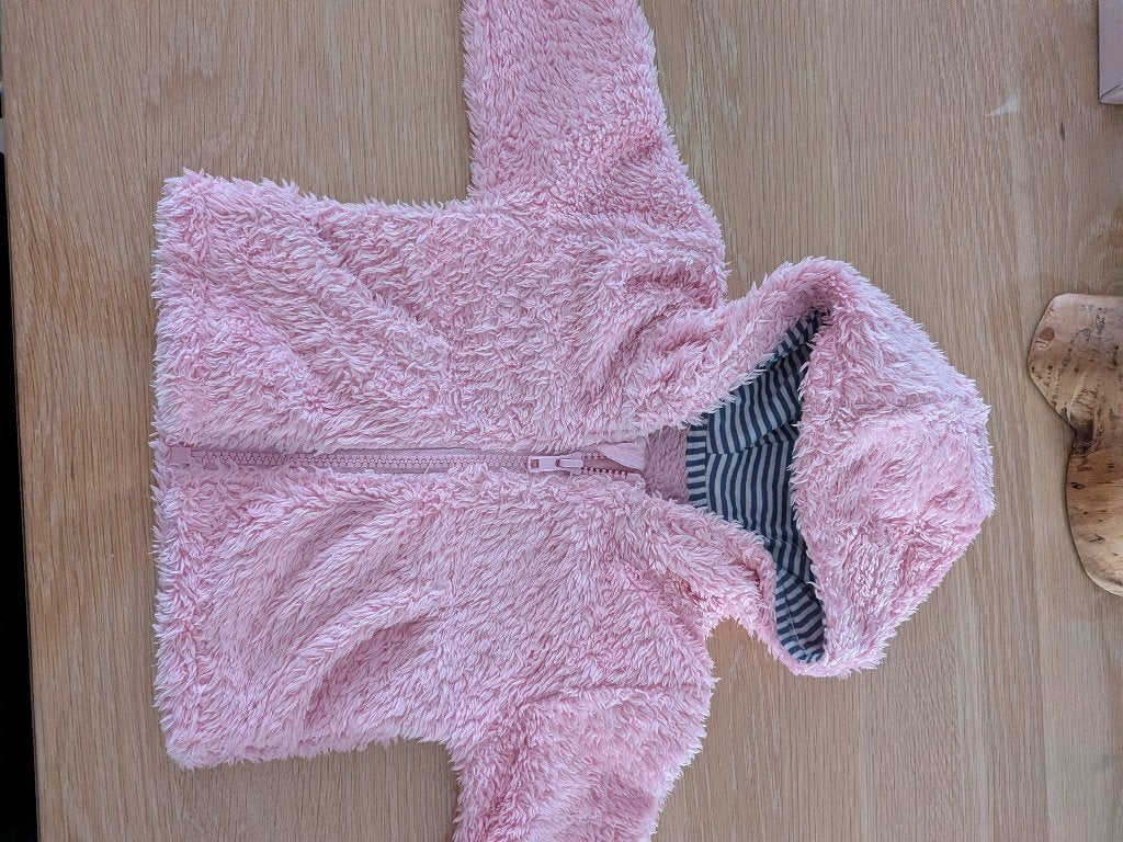baby vestje maat 74 2 halen = 1 betalen, Kinderen en Baby's, Babykleding | Maat 74, Ophalen of Verzenden, Zo goed als nieuw, Meisje