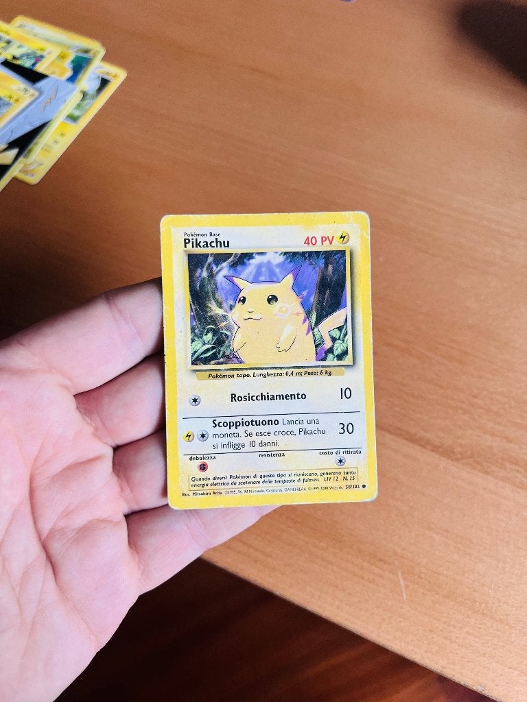 Pikachu 58/102 Base Set WOTC 1999 Pokemon, Verzenden, Zo goed als nieuw, Losse kaart