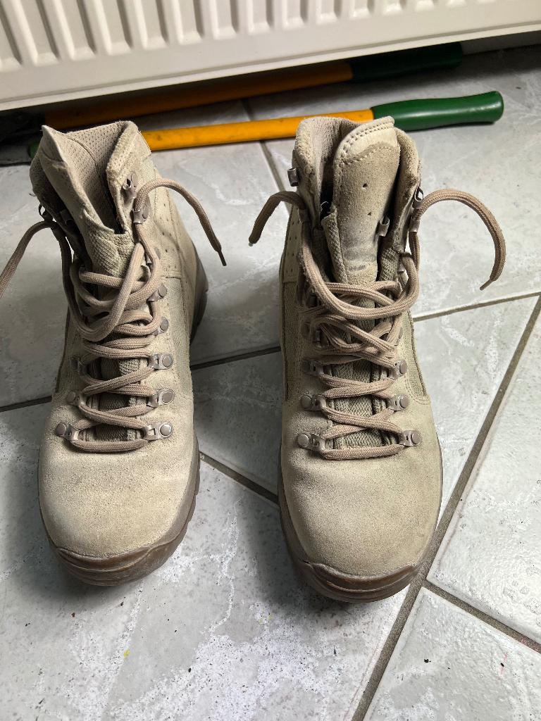 Z.G.A.N./ nieuw paar Meindl 3651-06 legerschoenen 265S. 42, Verzenden, Zo goed als nieuw, Schoenen