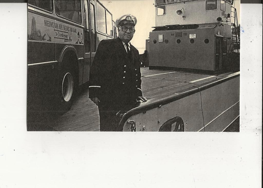 Dordrecht Veerdienst Kop van het Land met kapitein, Verzamelen, Ophalen of Verzenden, 1940 tot 1960, Ongelopen, Zuid-Holland