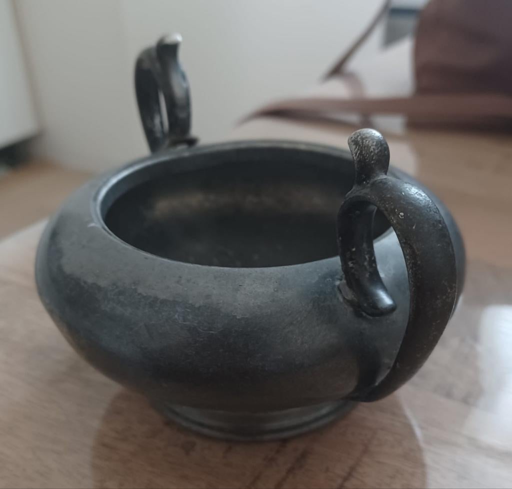 Tinnen schaaltje, Ophalen