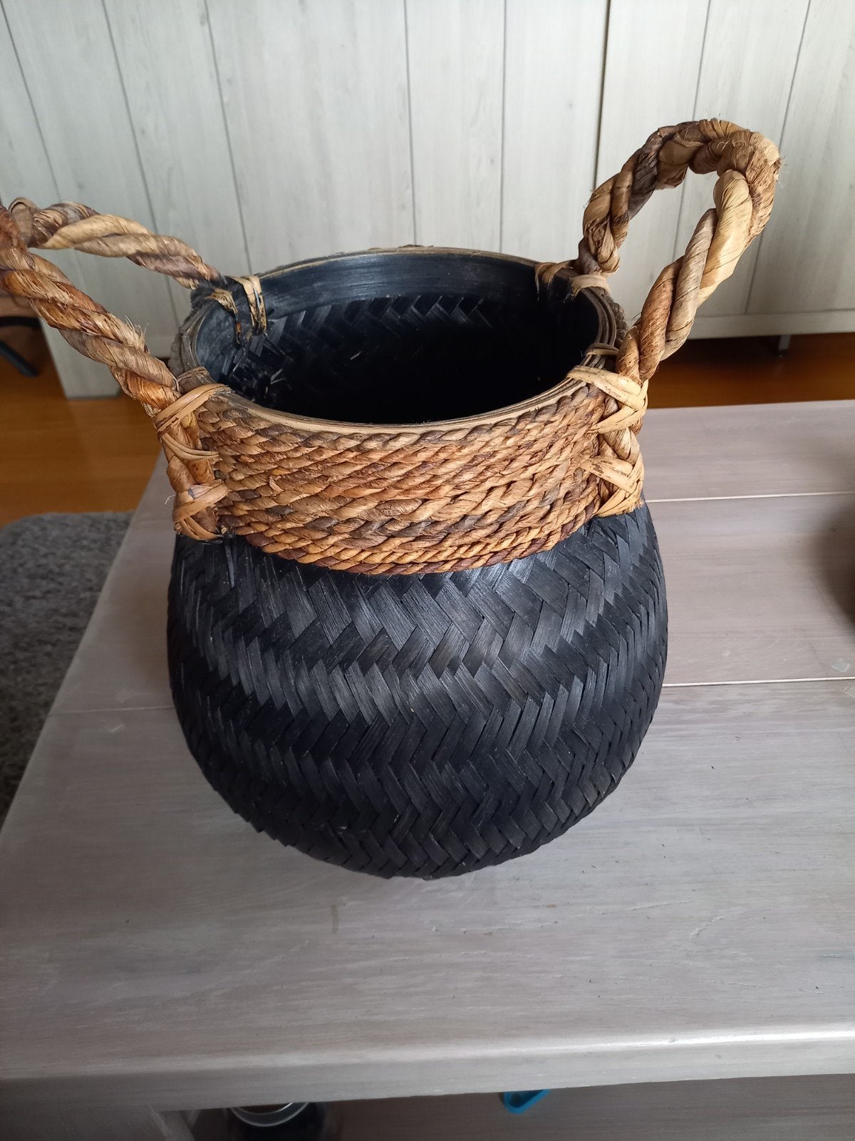 Mooie mand, zo goed als nieuw, Mand, Ophalen of Verzenden, Zo goed als nieuw, Riet