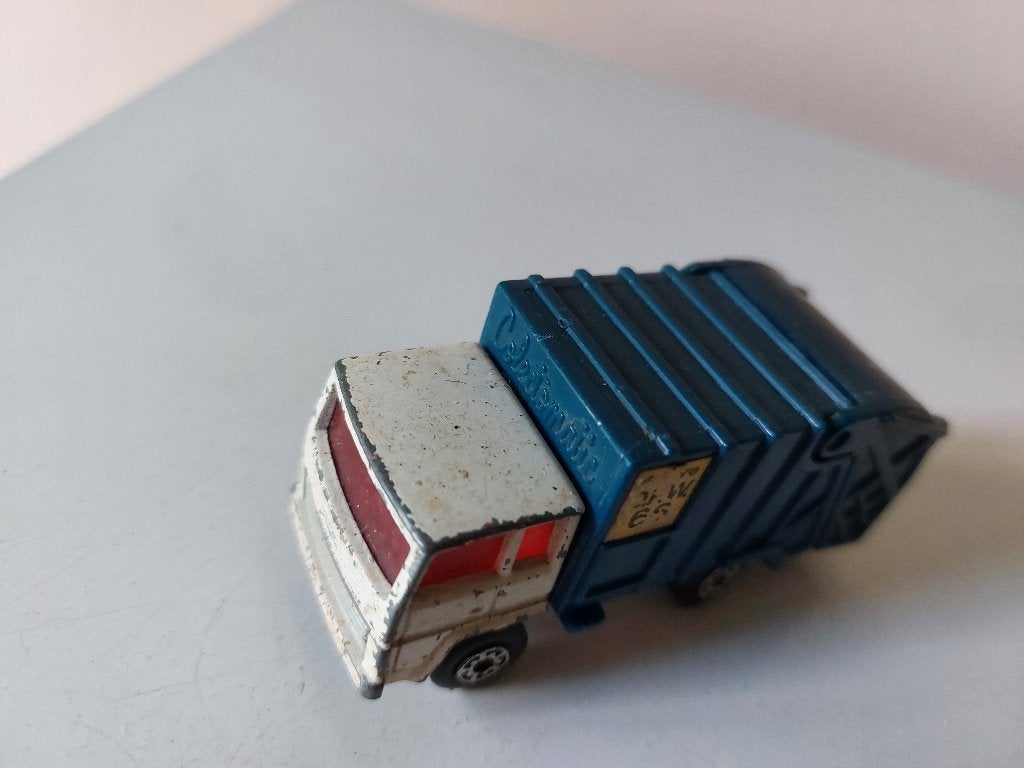 Matchbox Superfast no 36 Refuse Truck, Ophalen of Verzenden, Gebruikt, Bus of Vrachtwagen