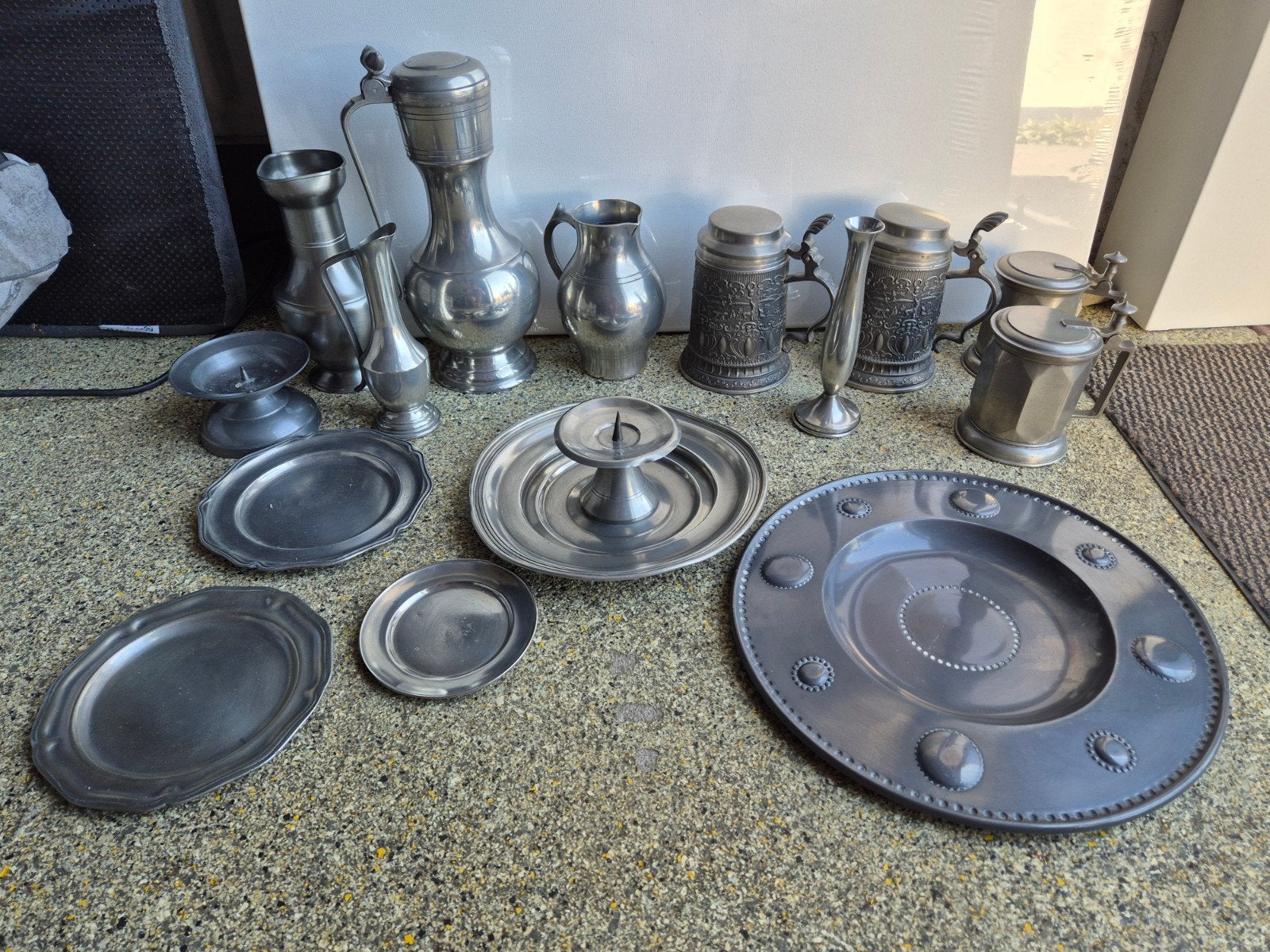 Grote collectie antiek tinnen servies en decoratie, Ophalen