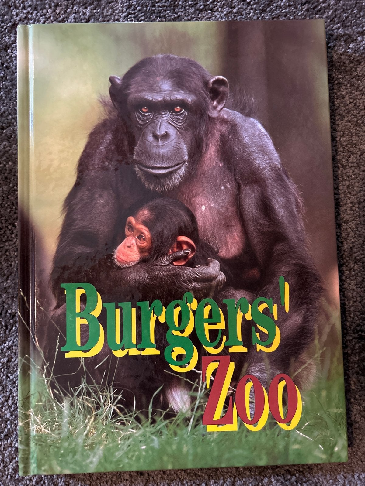 De geschiedenis van Burgers' Zoo in woord en beeld, Ophalen of Verzenden, 20e eeuw of later, Gelezen