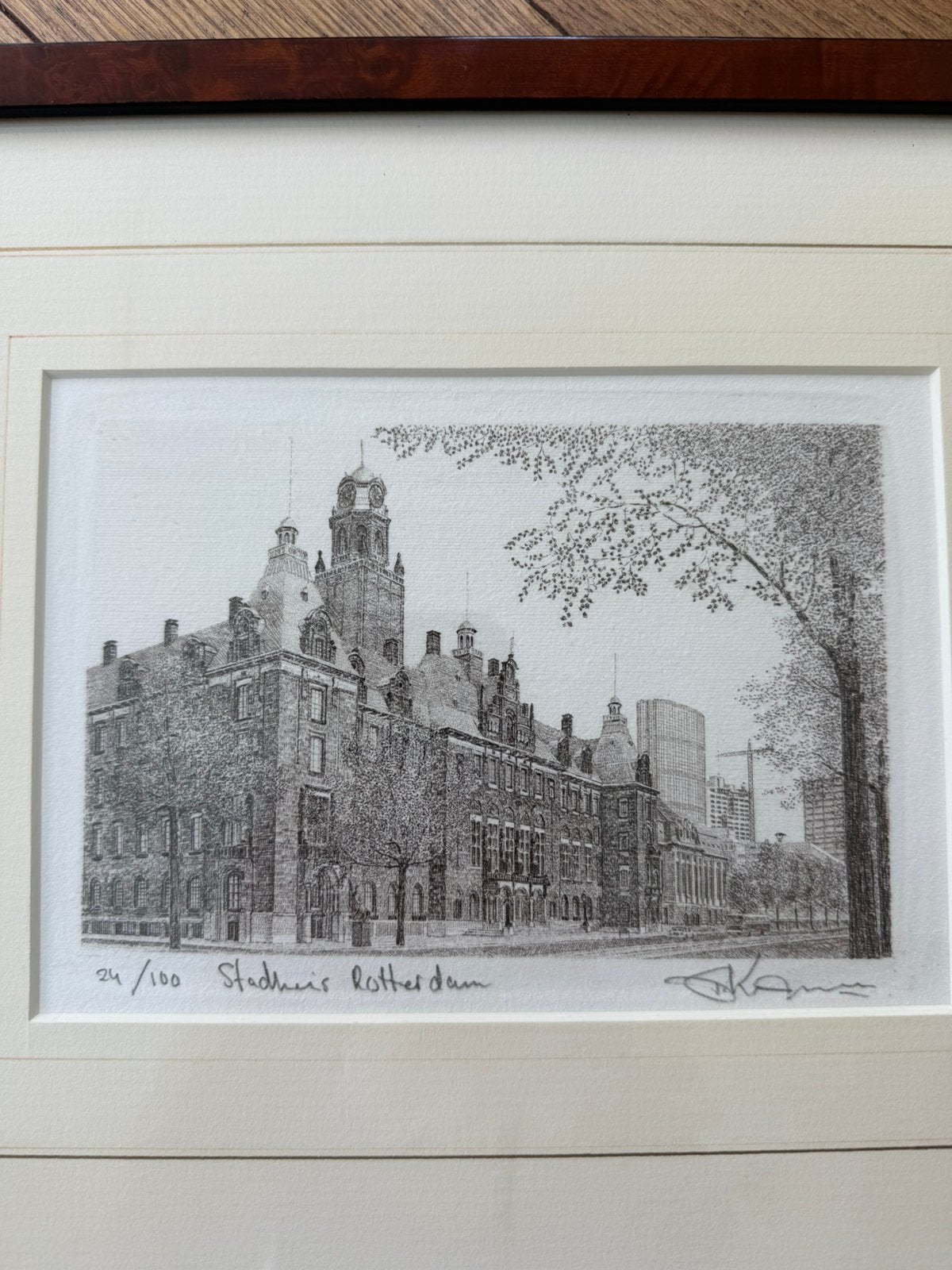 Zwart wit prent stadhuis rotterdam, Antiek en Kunst, Kunst | Etsen en Gravures, Ophalen