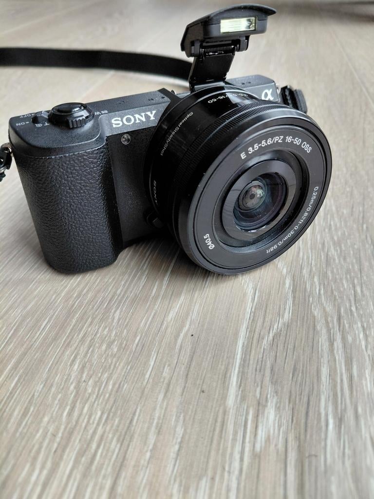 Sony Alpha A5100 Compact Camera - 24.3 MP, Wi-Fi, Ophalen